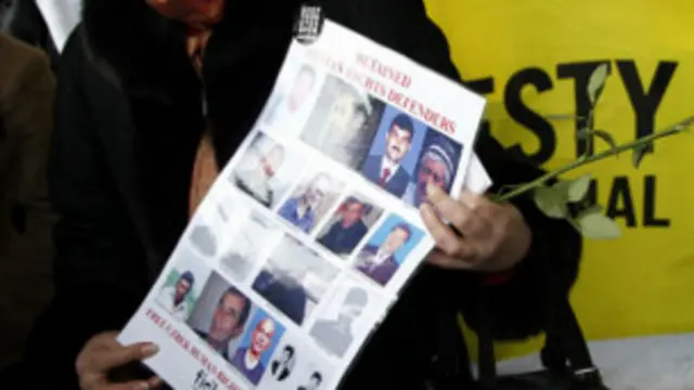 Ўзбекистон ҳукумати сиёсий маҳбуслар ҳеч қандай шикоят билан мурожаат қилишмаганини айтади