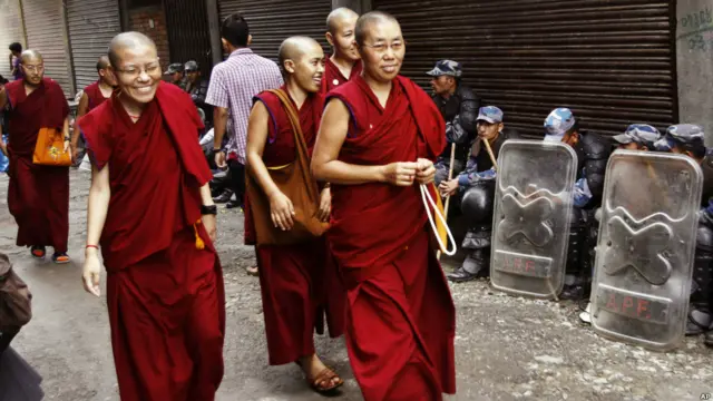 तिब्बती भिक्षुणियां