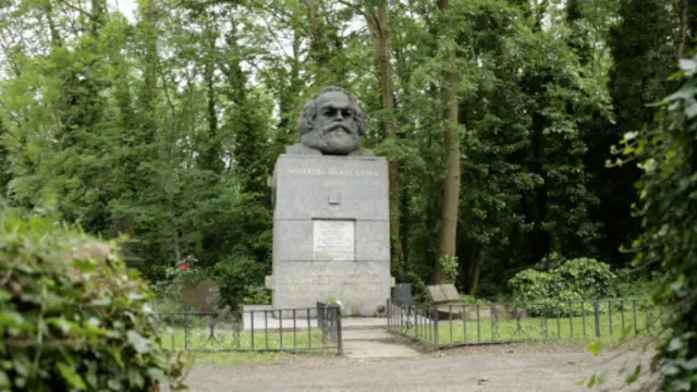 马克思1883年去世后，葬在伦敦的Highgate公墓。