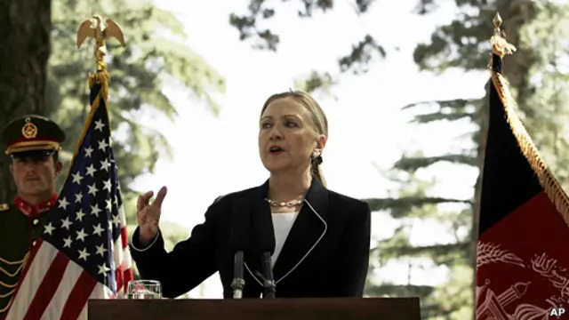 Ngoại trưởng Hillary Clinton