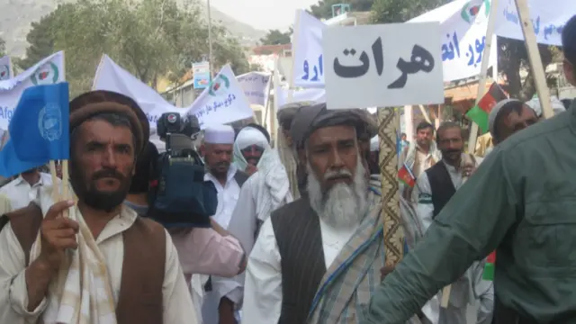 لاریون کوونکي وايي تر هغو به خپلو اعتراضونو ته دوام ورکوي چې د خپلو غوښتنو په وړاندې مثبت ځواب ترلاسه نه کړي.