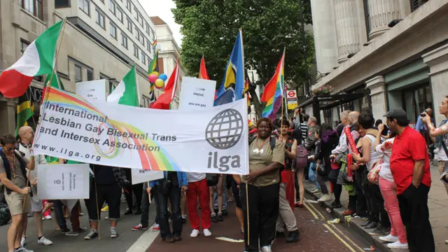 参加游行的队伍