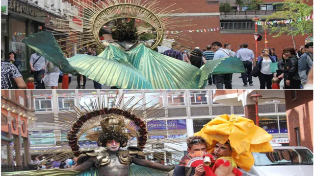  游行后部分参与游行的成员还来到了唐人街。