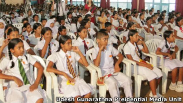 Sri Lanka school children