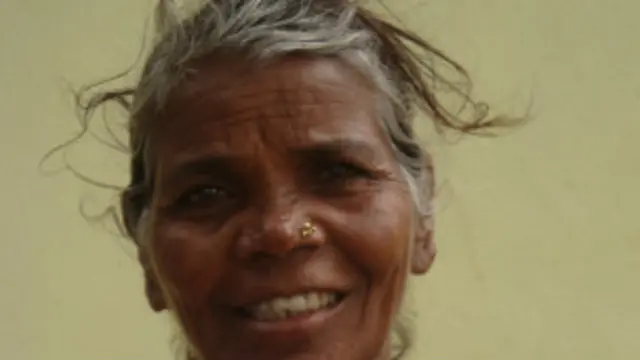 पढ़ी-लिखी न होने के बावजूद बानो बी खुद अपना व्यपार चलाती हैं