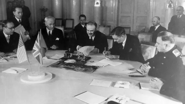 Подписание декларации в Москве. 