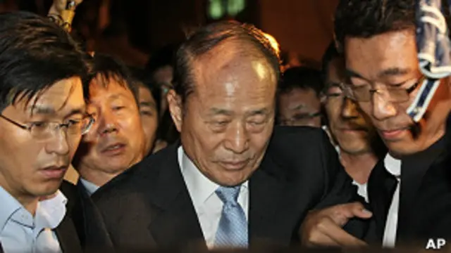 Ông Lee Sang-deuk đang bị điều tra vì nghi vấn nhận hối lộ