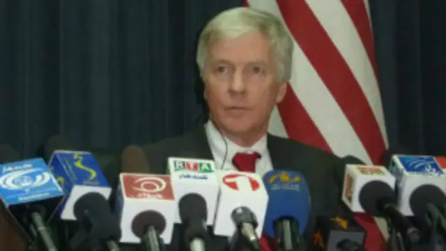 ښاغلي کراکر زياته کړه چې د نړيوالو پوځونو له وتلو سره به د افغانستان اقتصادي بهير ټکنی شي.