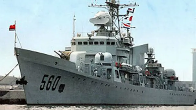 中国海军560号护卫舰
