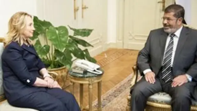 اخوان المسلمین کے محمد مرسی جون میں مصر کے پہلے آزادانہ صدر منتخب ہوئے تھے