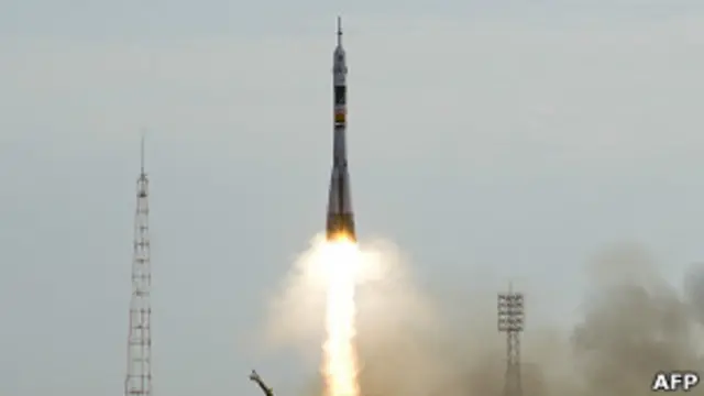 联盟号飞船发射升空