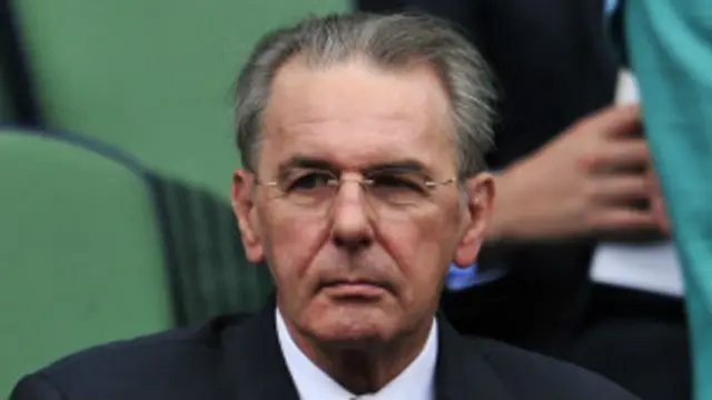 2001 से अंतरराष्ट्रीय ओलिंपिक समिति के मुखिया हैं जैक्स रोगे.