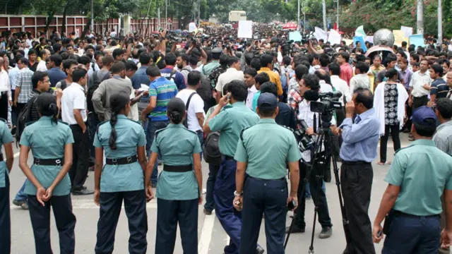 Rossiyaning hinterlandidan noz-karashmali, shahvoniy gozallar