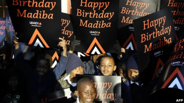 Perayaan HUT Nelson Mandela