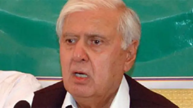 آفتاب شیرپاؤ اور اویس غنی نے ذاتی مچلکوں پر ضمانت حاصل کی تھی