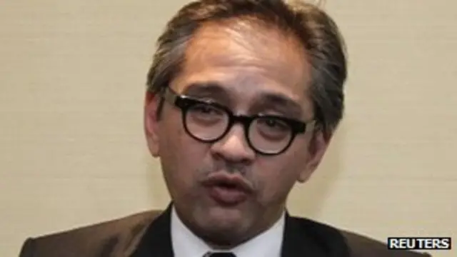 印尼外长马蒂在越南河内会见媒体记者(18/7/2012)