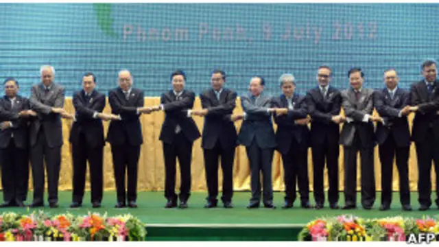 东盟外长会议上周在柬埔寨首都金边举行。