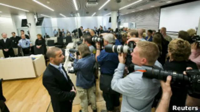 به رسانه های جهان این اجازه داده شد تا هر کلمه ای را که آندرس برویک در جریان محاکمه اش بیان می کند، منتشر کنند