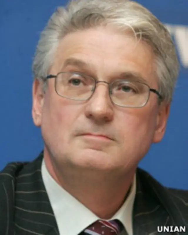 Олександр Мосіюк був одним з тих, хто піднімав прапор біля Київської міськради