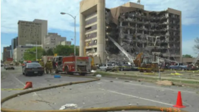 На месте взрыва в Оклахоме