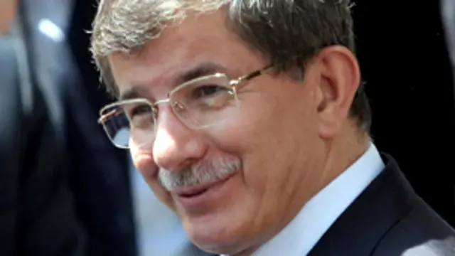 احمد داود أوغلو