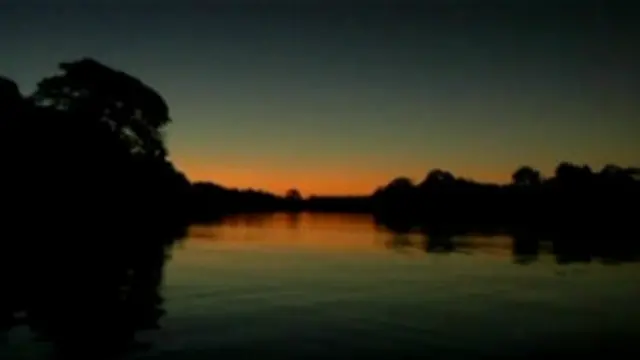 موږ مدعا لرو چې دنيا زموږ په هکله غلط وايي، خو موږ د خپل ځان په هکله څه وايو؟ موږ هېڅ هم نه وايو، چي هېڅ هم نه وايو، نو بيا به څوک څه وايي او هغه څوک خو به ضرور څه وايي چي په مسايلو کې په ساتلو سره مو پراخې ګټې زېرمه کوي.