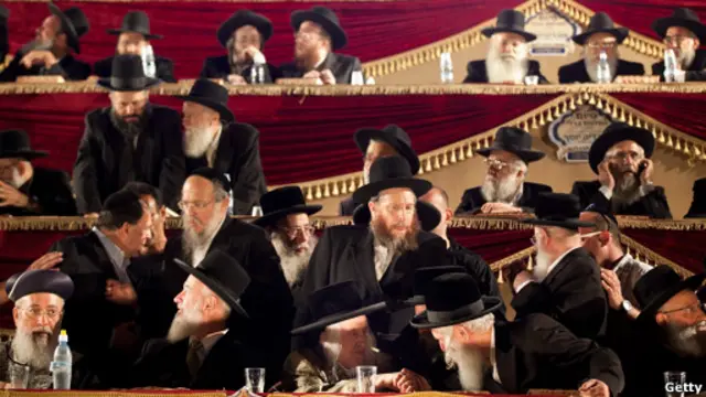 Warga Yahudi Ultraortodoks di Israel kini harus mengikuti wajib militer. 