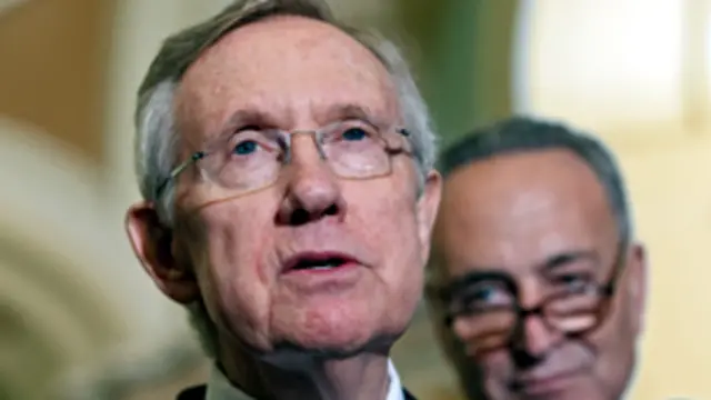 هاري ريد زعيم الأغلبية الديمقراطية في مجلس الشيوخ