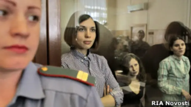 Суд на участницами группы Pussy Riot