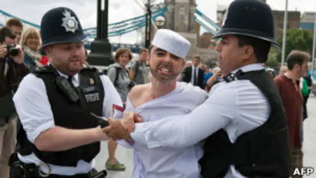 протест у Лондоні