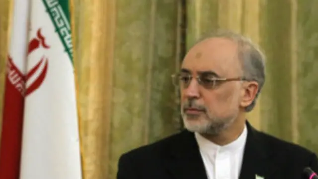 وزیر خارجه ایران از بابت حمله به اماکن سفارت بریتانیا در تهران ابراز تاسف کرد