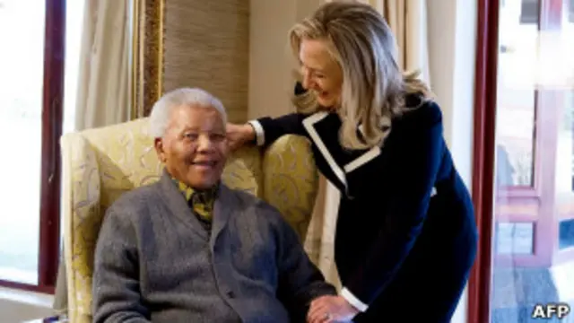 Mandela dan Hillary Clinton