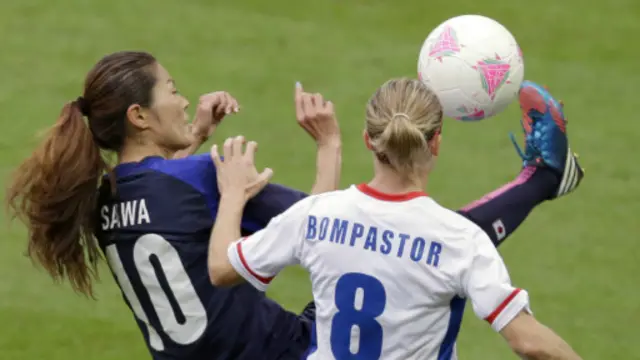 Homare Sawa mengakhiri karir sepak bola internasional, setelah gagal di final.