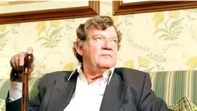 روبرت، هيوز،ناقد،موت