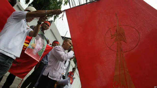 ဘန်ကောက်မြို့ မြန်မာသံရုံးရှေ့မှာလည်း...