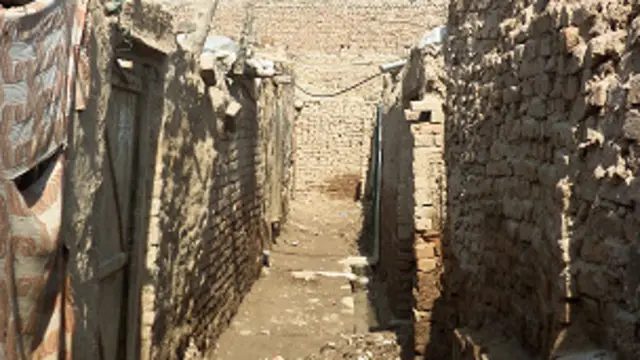 زاغه نشینی های مهاجرین افغان در پاکستان