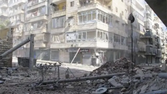  سیٹلائٹ سے موصول ہونے والی تصاویر میں بمباری کے بعد تباہ شدہ عمارتوں میں لاشوں کو واضح طور پر دیکھا جا سکتا ہے