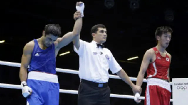 xoşagəlməz məqam Məhəmməd Abdulhəmidovun qələbəsinin əlindən alınması oldu.