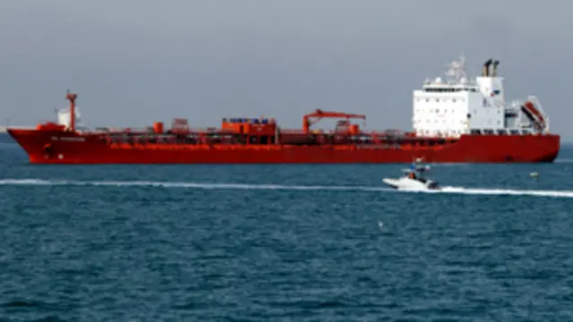 الحكومة الهندية تؤمن ناقلات النفط التي تنقل النفط الايراني الى الهند