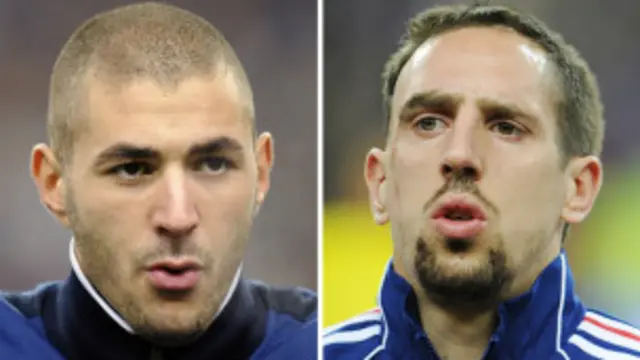 دواړو لوبغاړو دغه تورونه رد کړي.