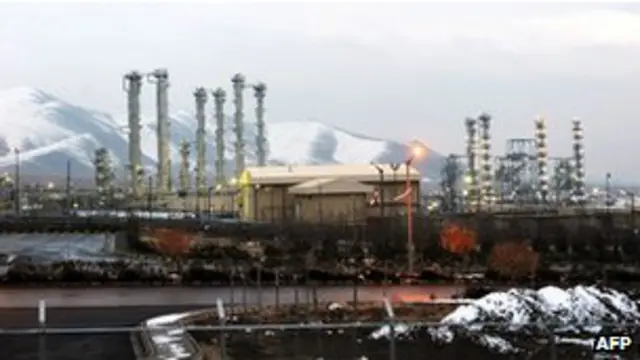 پیش بینی می شود فارغ از آنکه در انتخابات آینده محافظه کاران، اصلاح طلبان یا طرفداران احمدی نژاد به پیروزی برسند، از برنامه هسته‌ای ایران عقب نشینی کنند