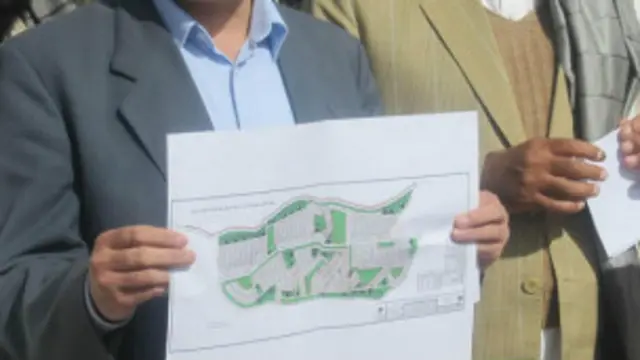 د کلات اوسېدونکي وايي ښار کثافاتو پر سر اخیستی او د ښاروالۍ هېڅ فعاليت نه تر سترګو کېږي.