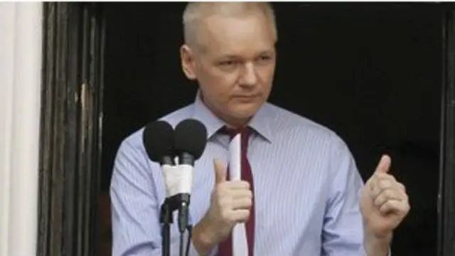 جوليان أسانج