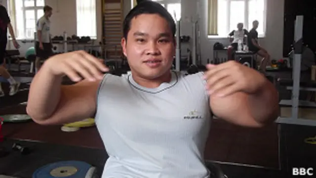 Lực sỹ Nguyễn Bình An