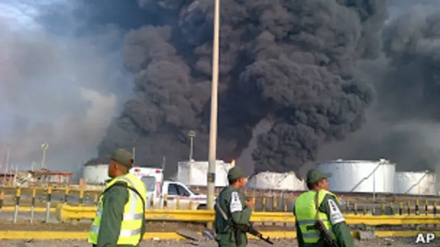 Нефтеперерабатывающий завод в Венесуэле