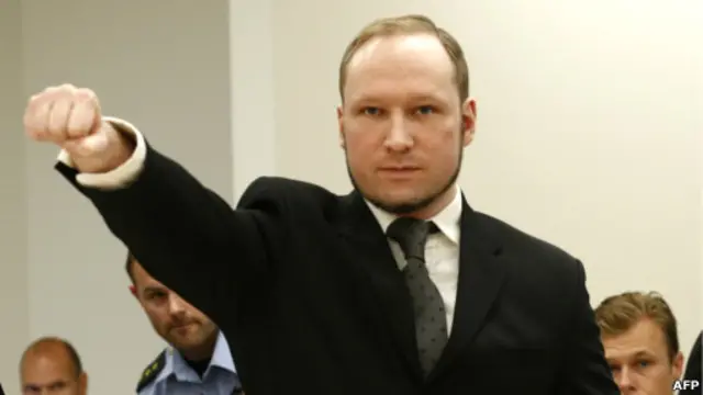 نارویجئین آندریس بریوک، جس نے 2011 میں ناروے کے ایک جزیرے پر 77 نوجوان قتل کر دیے تھے، نے واردات سے پہلے جعلی ڈگریاں بیچ کر دس لاکھ ڈالر کمائے تھے۔