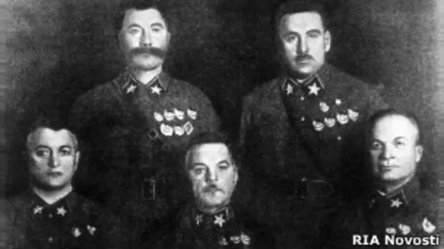 Первые советские маршалы