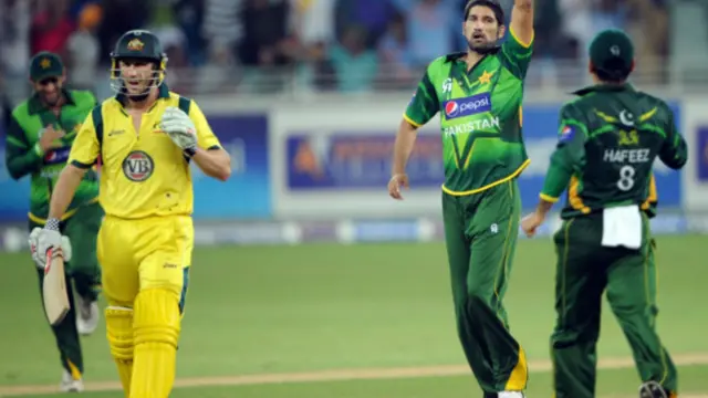 سہیل تنویر کے بارے میں مشہور ہے کہ وہ ٹیم مینیجمنٹ کی آنکھ کا تارہ بنے ہوئے ہیں، بالآخر ٹیم سے باہر ہو گئے