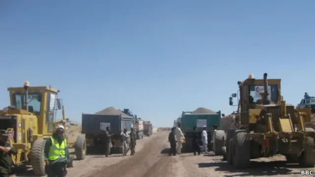 هرات کې دا لومړی ځل نه دی چې د سړک جوړونې د شرکتونو پر کارکوونکو مرګوني بریدونه کېږي.