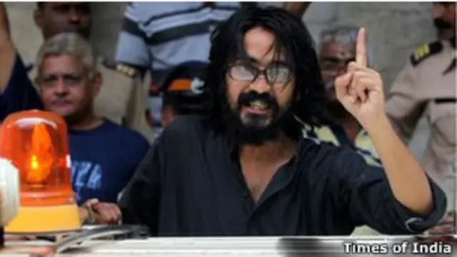 असीम त्रिवेदी के खिलाफ राजद्रोह का आरोप लगाया गया था